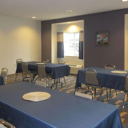 Quality Inn & Suites Caldwell I-77 Eksteriør billede