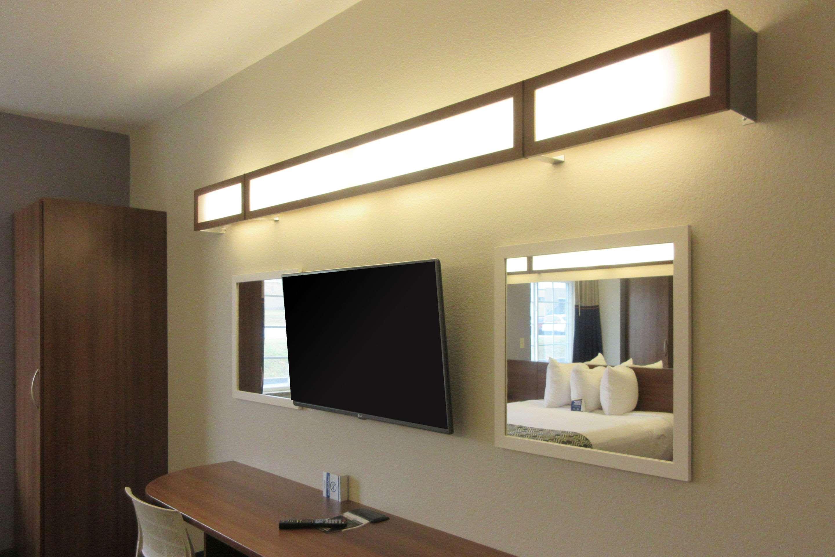 Quality Inn & Suites Caldwell I-77 Eksteriør billede