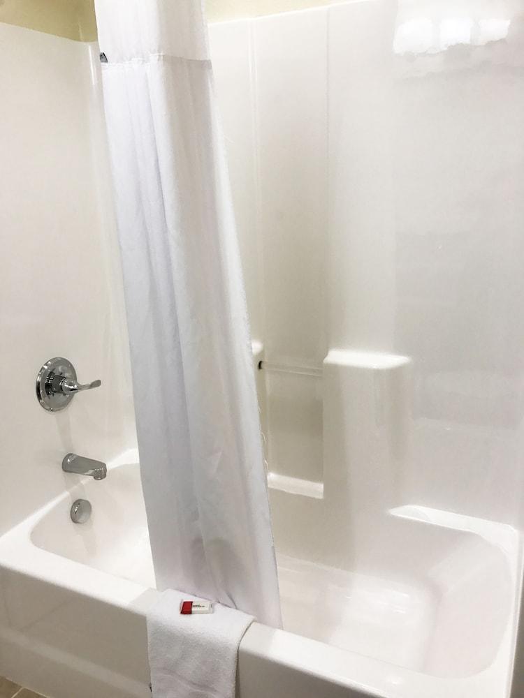 Quality Inn & Suites Caldwell I-77 Eksteriør billede