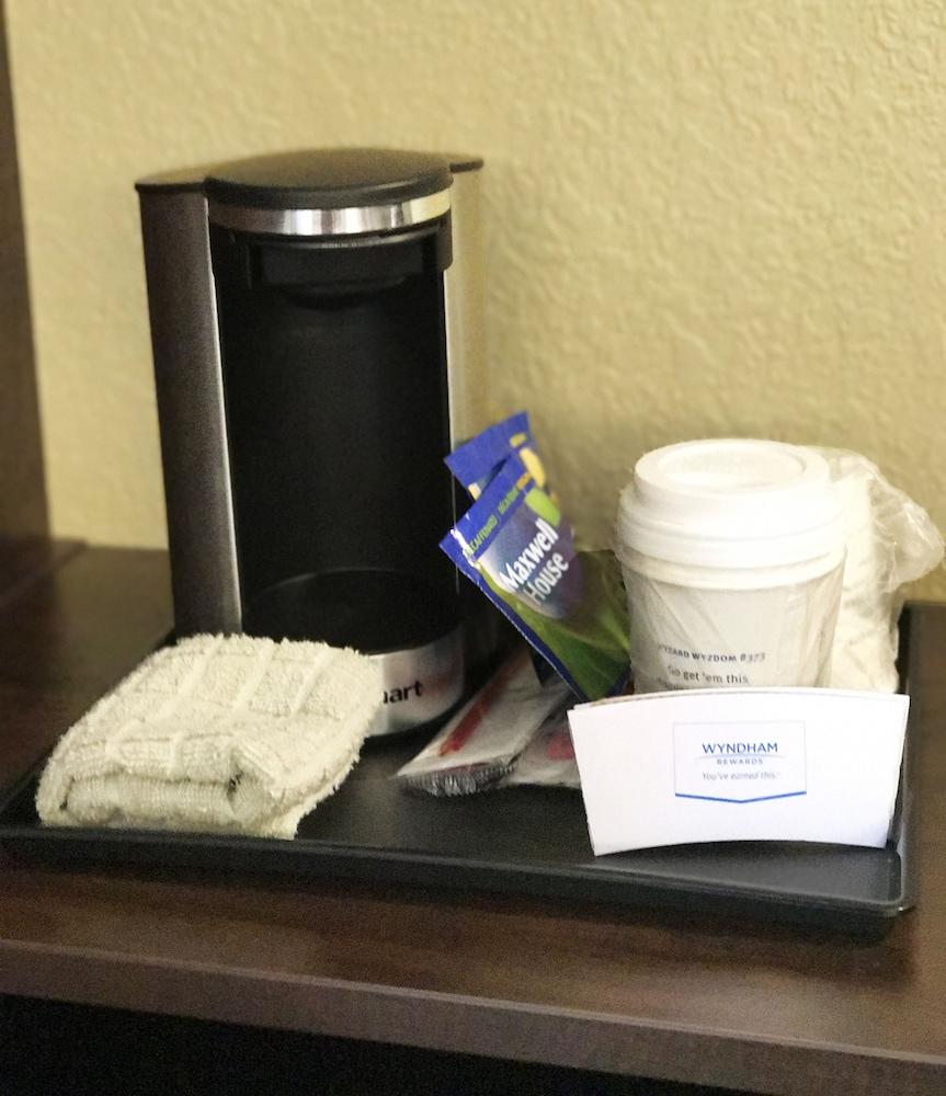 Quality Inn & Suites Caldwell I-77 Eksteriør billede